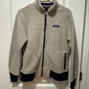 Patagonia Beige and Navy Fleece Jacket